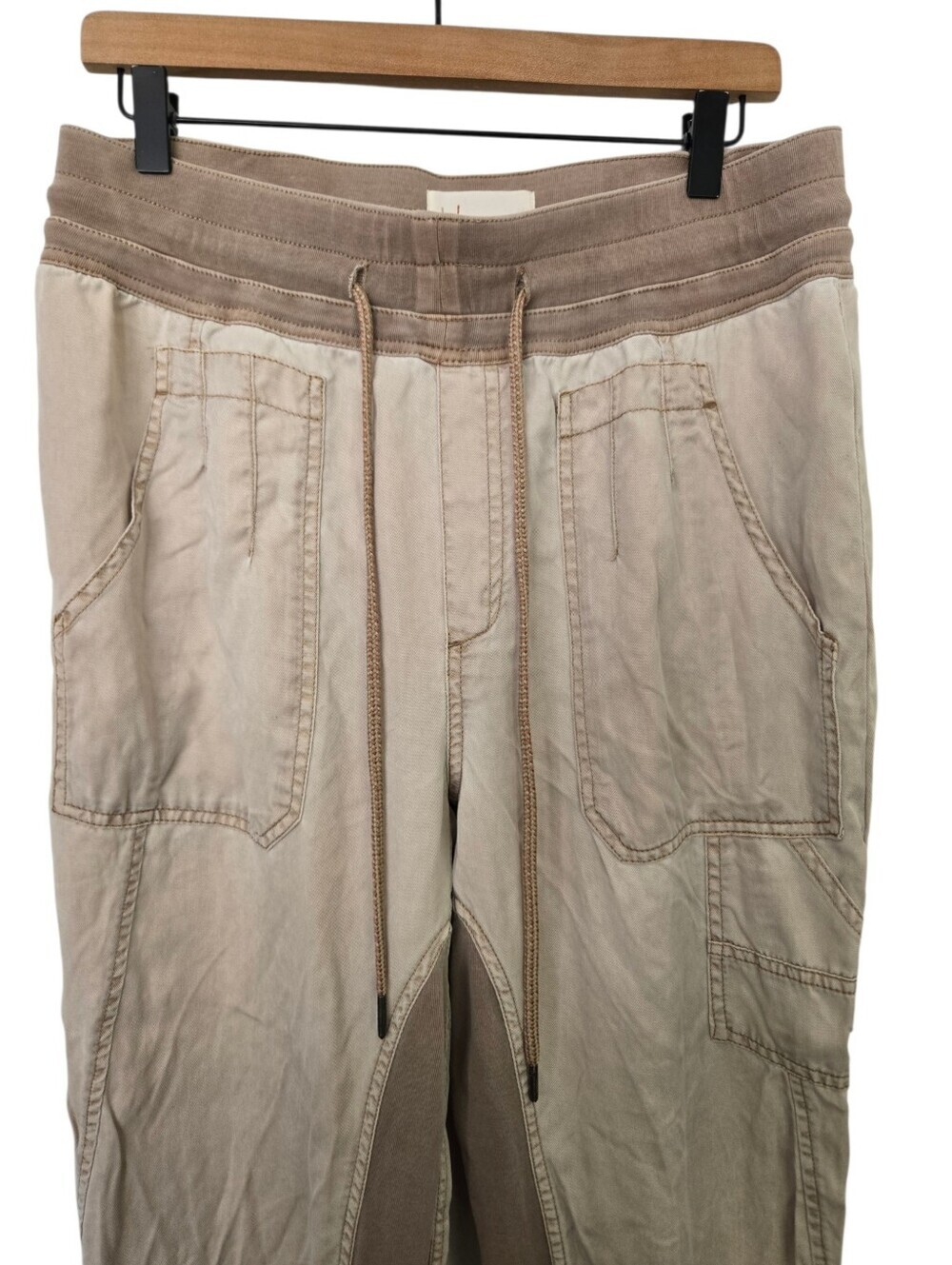 ✨ Anthropologie Utility Jogger Pants – Neutral Beige Cargo Joggers – Size M ✨ - Picture 3 of 5